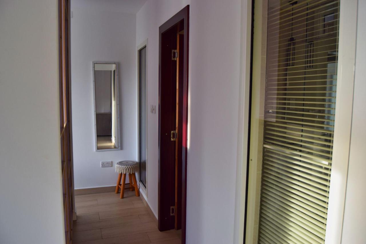 Venlia Apartment วิกตอเรีย ภายนอก รูปภาพ
