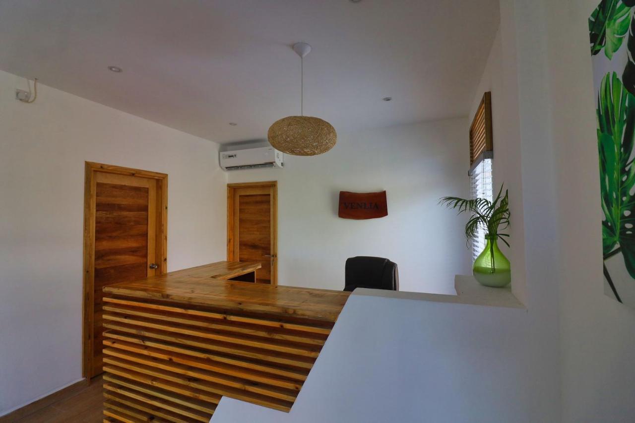 Venlia Apartment วิกตอเรีย ภายนอก รูปภาพ